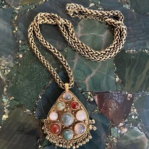 Cabi long necklace stones